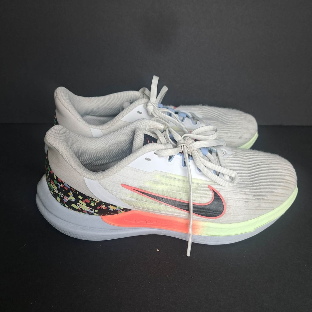 Nike Womens Air Winflo 9 White Green Red Sz 7.5 FD0880 100 Running